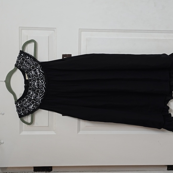 Alice + Olivia Black Embellished Neck Detail Sleeveless Silk Trapeze Dress - Picture 2 of 11